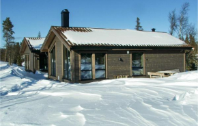 Amazing Home In Flå With Wifi